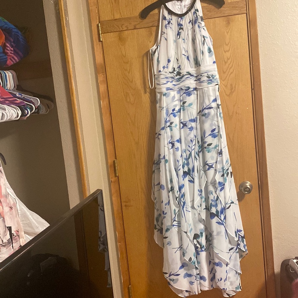 Calvin Klein Floral-Print Maxi Dress
